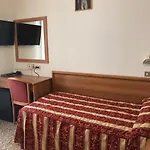 Roma Отель 4*